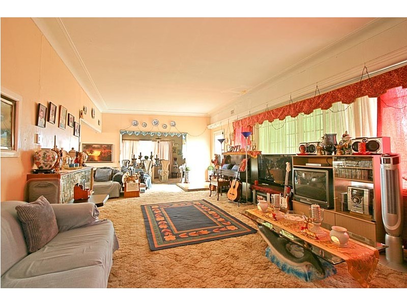 4 Yamba Road, Como NSW 2226