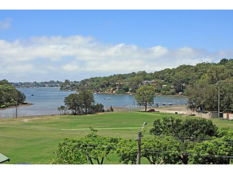 9 Cremona Road, Como NSW 2226