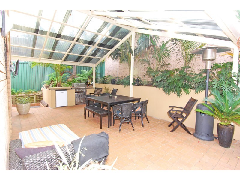 32 Glencoe Street, Sutherland NSW 2232