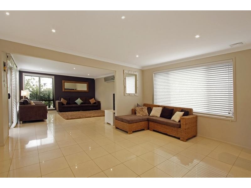 12 Taplan Street, Como NSW 2226