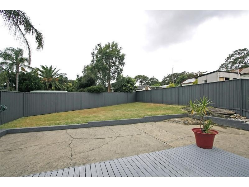 112 Woronora Crescent, Como NSW 2226