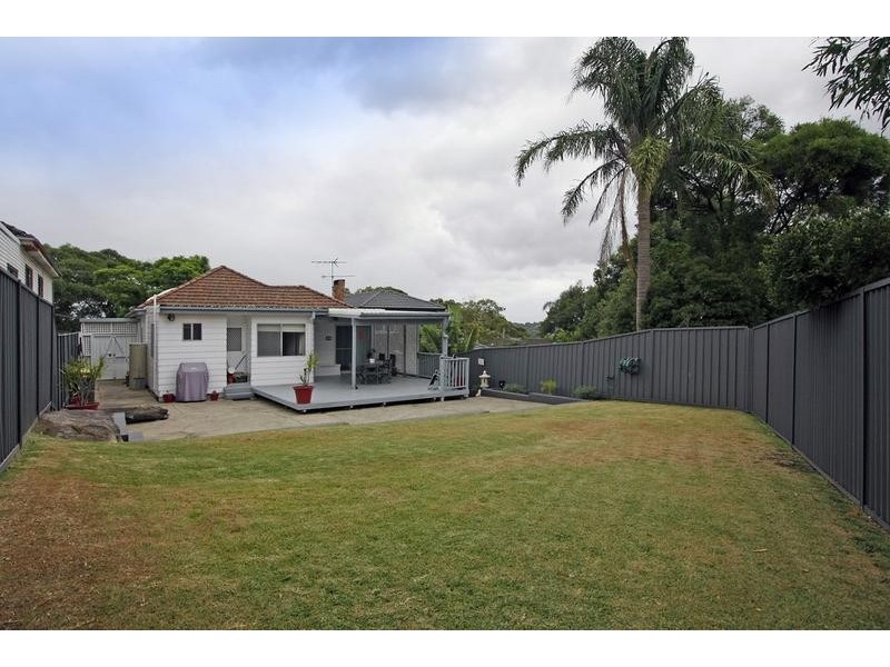 112 Woronora Crescent, Como NSW 2226