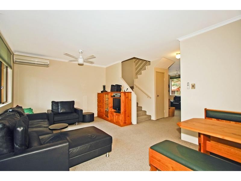 6/41 Bath Road, Kirrawee NSW 2232