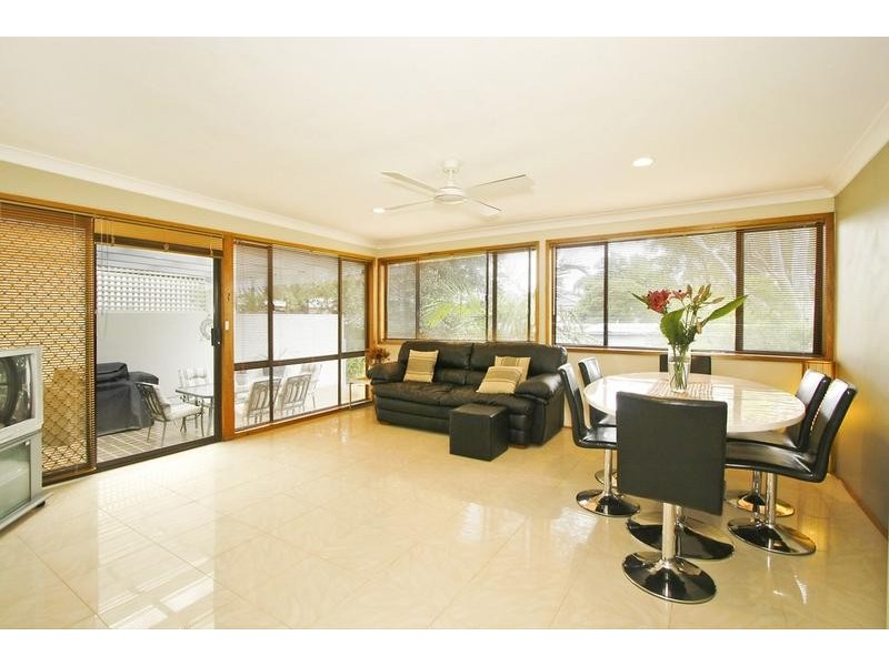 30 Woronora Crescent, Como NSW 2226