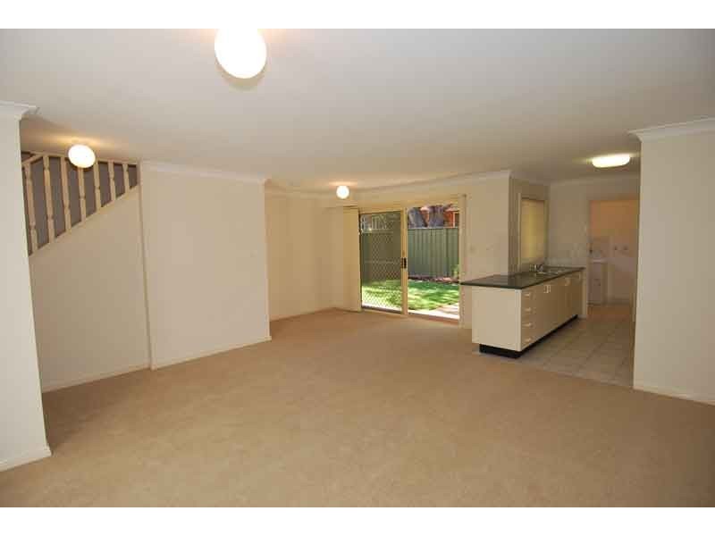 13/80 Flora Street, Kirrawee NSW 2232