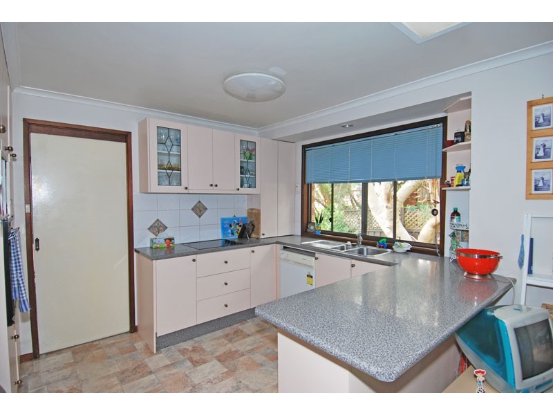 2 Bombo Place, Bangor NSW 2234