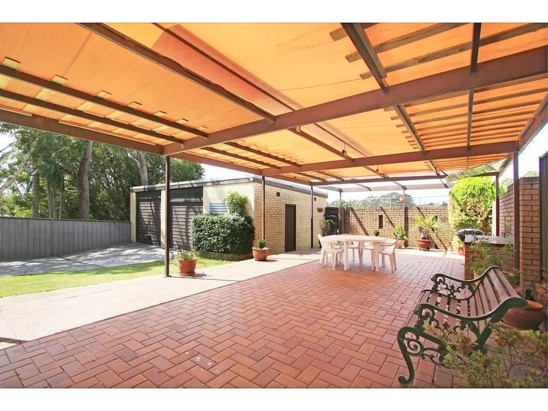 12 Gundain Avenue, Kirrawee NSW 2232