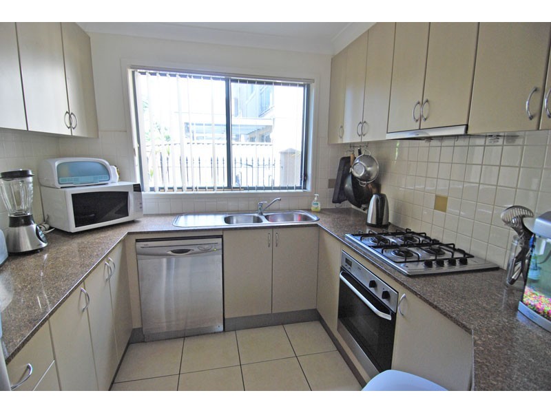 16/11-17 Acton Street, Sutherland NSW 2232