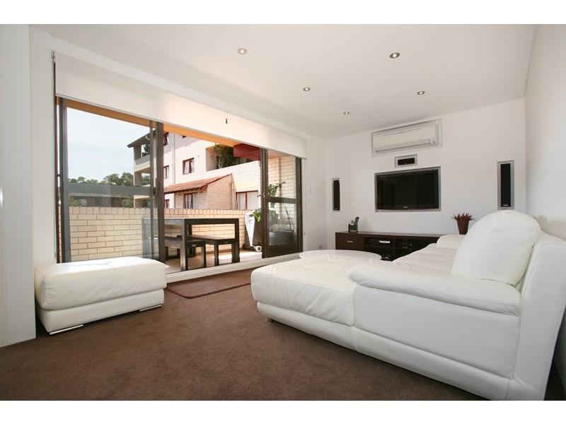 11/55-61 President Avenue, Caringbah NSW 2229