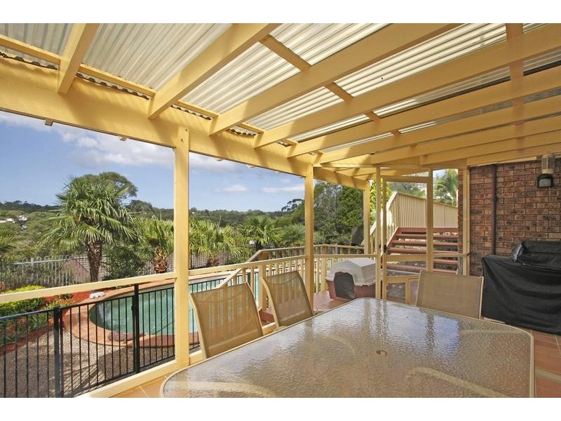 8 Giles Street, Yarrawarrah NSW 2233