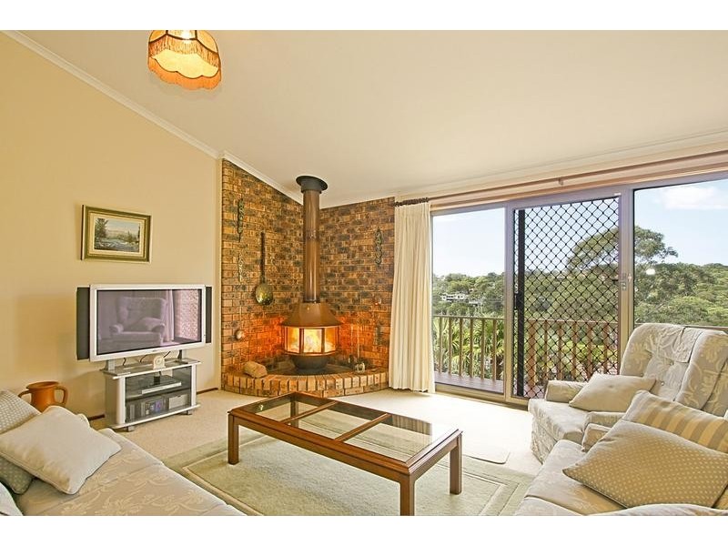 8 Giles Street, Yarrawarrah NSW 2233