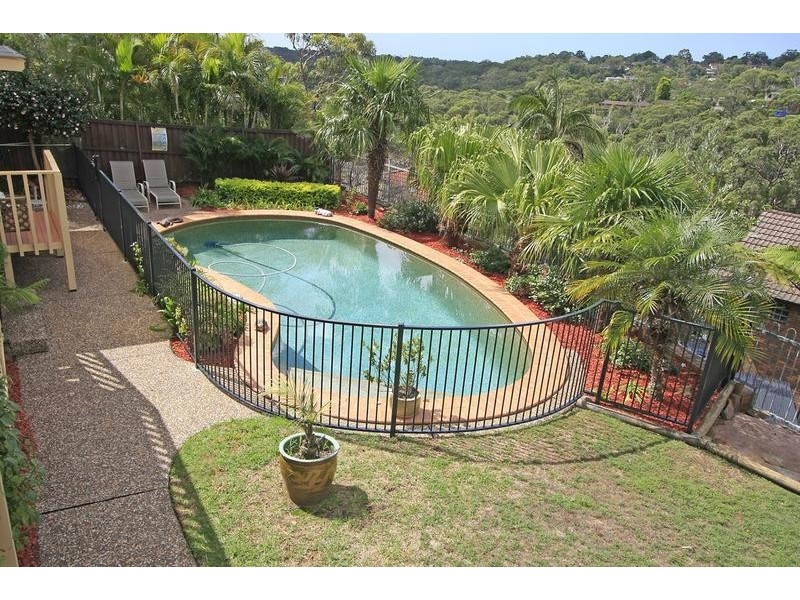 8 Giles Street, Yarrawarrah NSW 2233