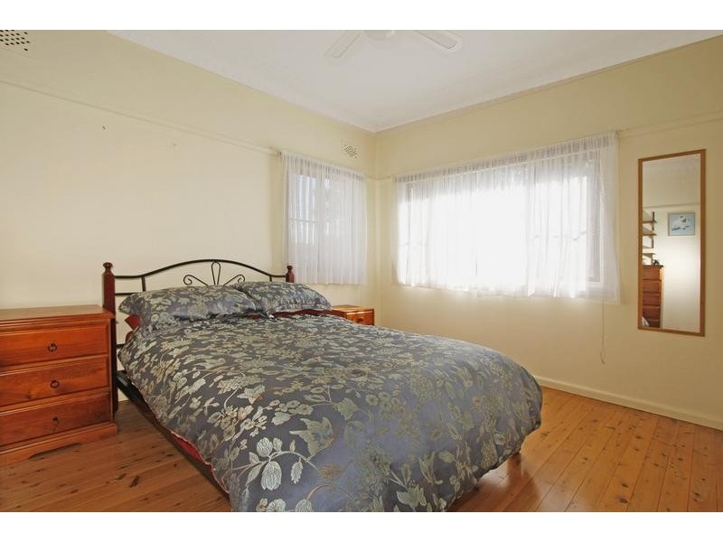 68 Warraba Street, Como NSW 2226