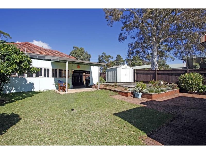 68 Warraba Street, Como NSW 2226