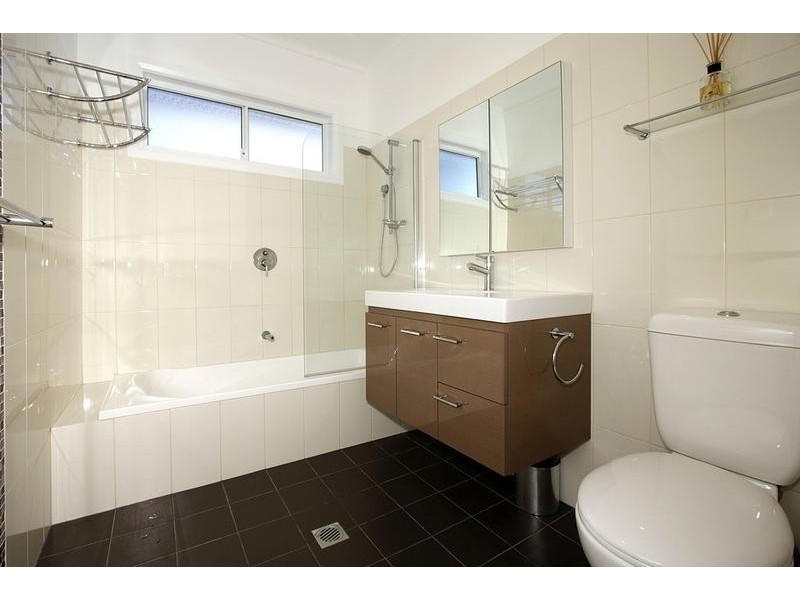 128 Waratah Street, Sutherland NSW 2232