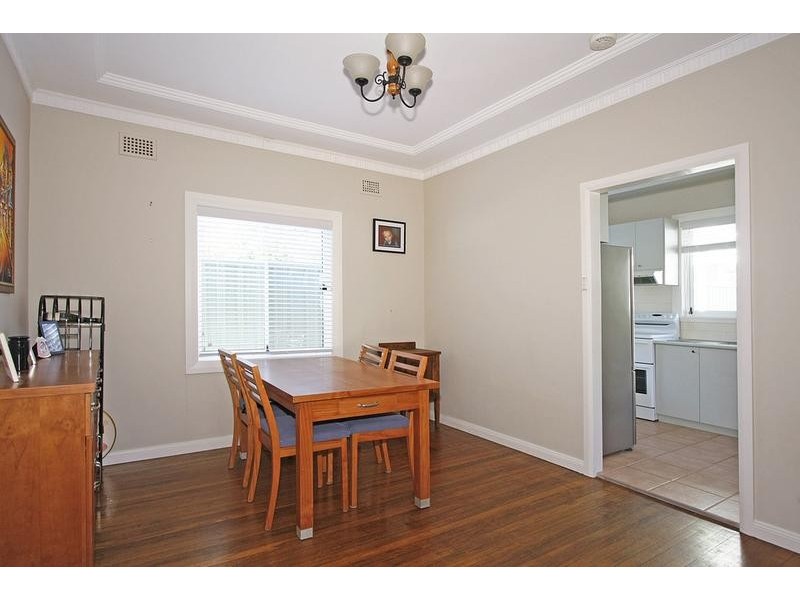 128 Waratah Street, Sutherland NSW 2232