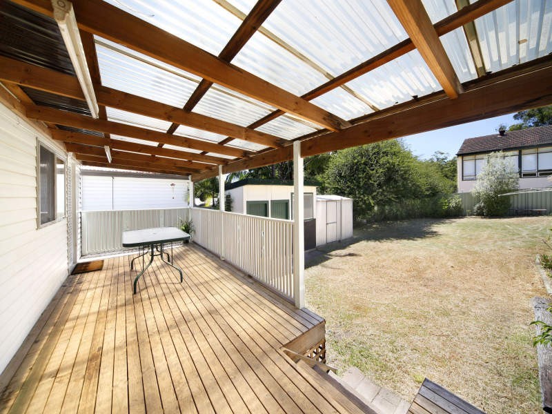 8 Georges River Road, Oyster Bay NSW 2225