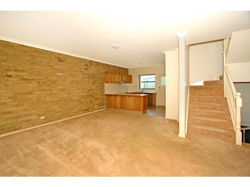 8/146 Waratah Street, Sutherland NSW 2232