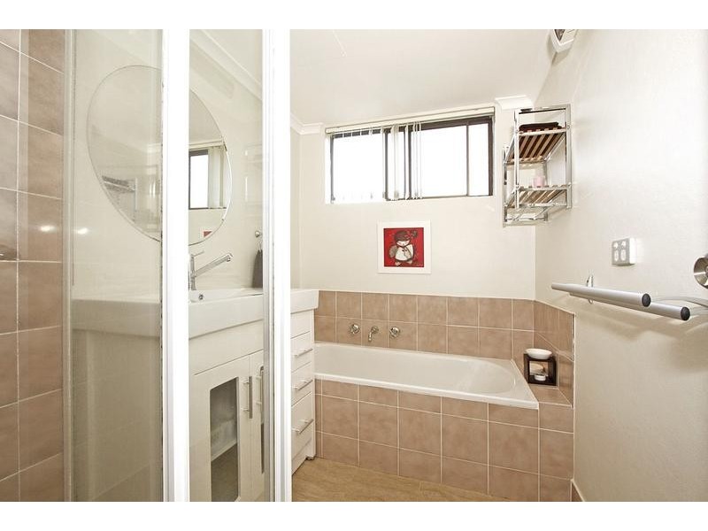 9/131 Oak Road (Entrance Via Flora St), Kirrawee NSW 2232