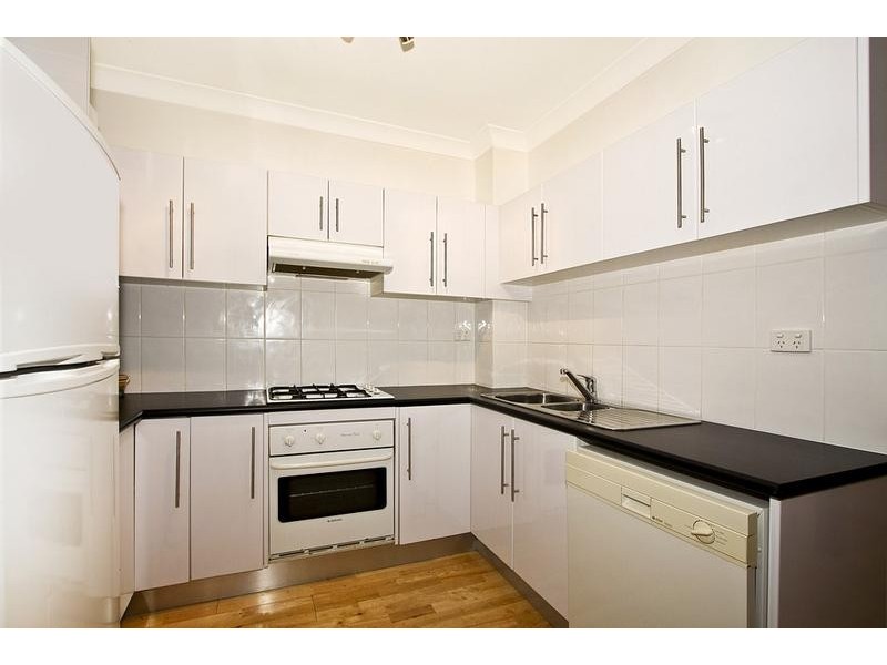 11/20 Leonay Street, Sutherland NSW 2232