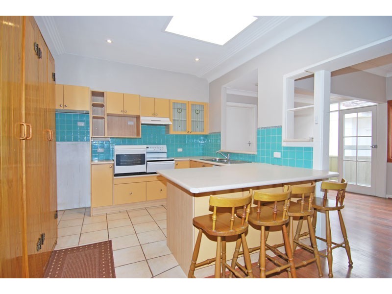 25 Girraween Avenue, Como NSW 2226