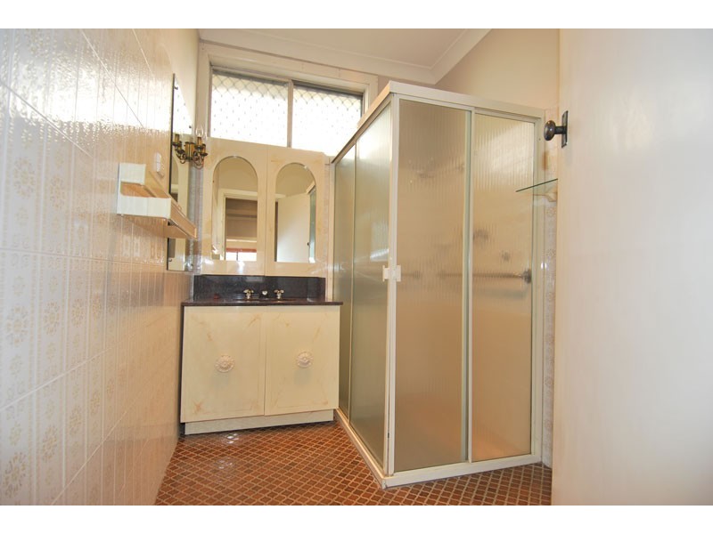 25 Girraween Avenue, Como NSW 2226