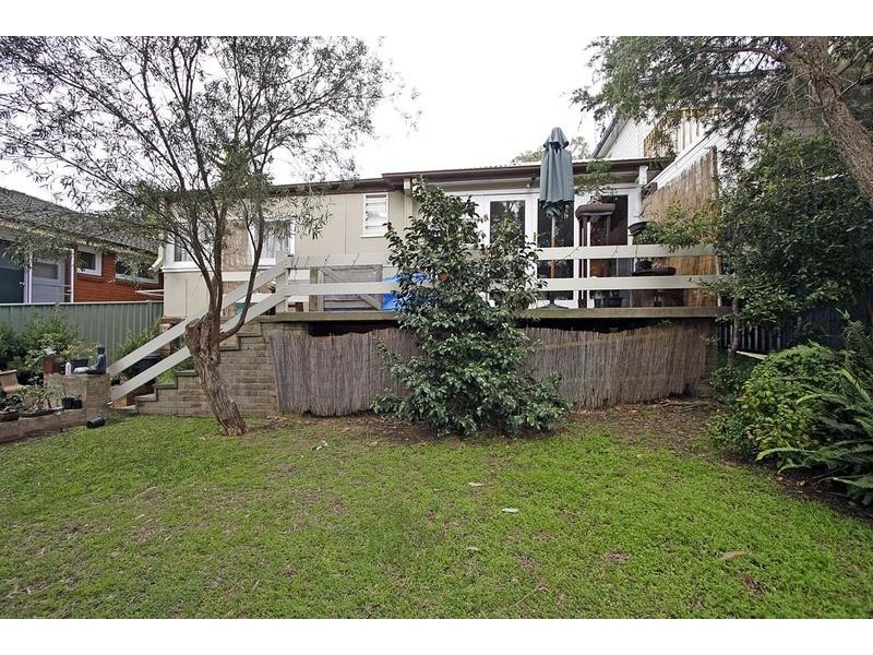 17 Warraba Street, Como NSW 2226