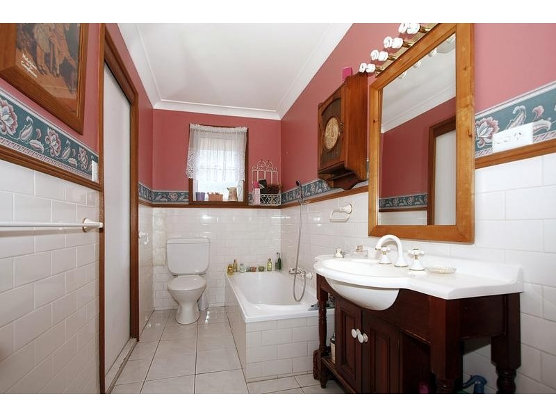 50 Bath Road, Kareela NSW 2232