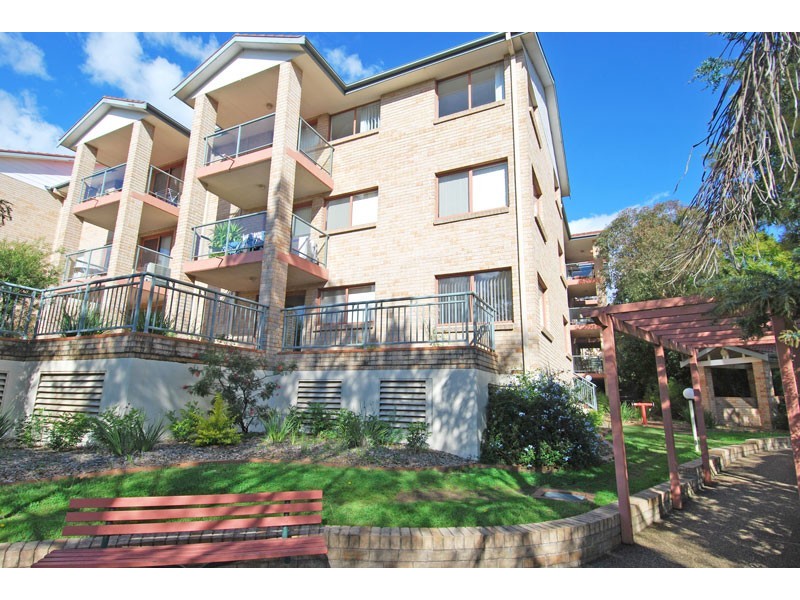 15/28 Leonay Street, Sutherland NSW 2232