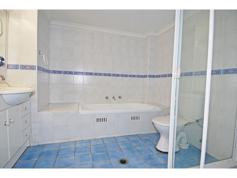 15/28 Leonay Street, Sutherland NSW 2232