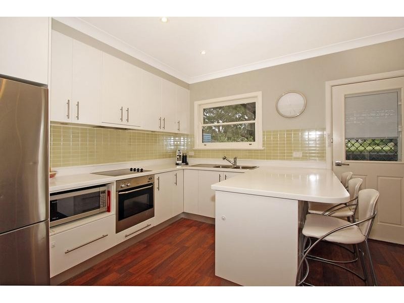 15 Araluen Place, Sutherland NSW 2232