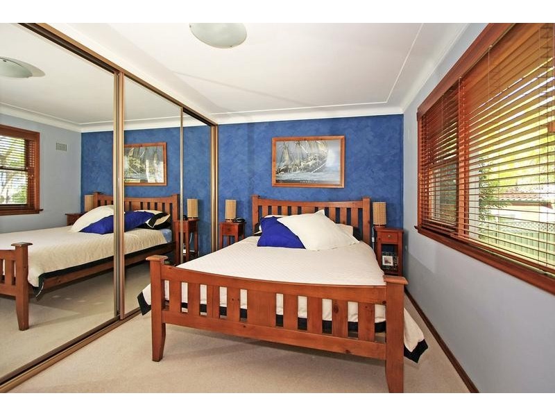 1 Yamba Road, Como NSW 2226