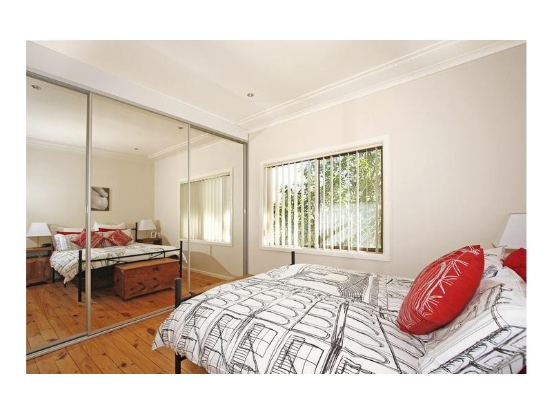 38 Acacia Road (near Moira Street), Kirrawee NSW 2232