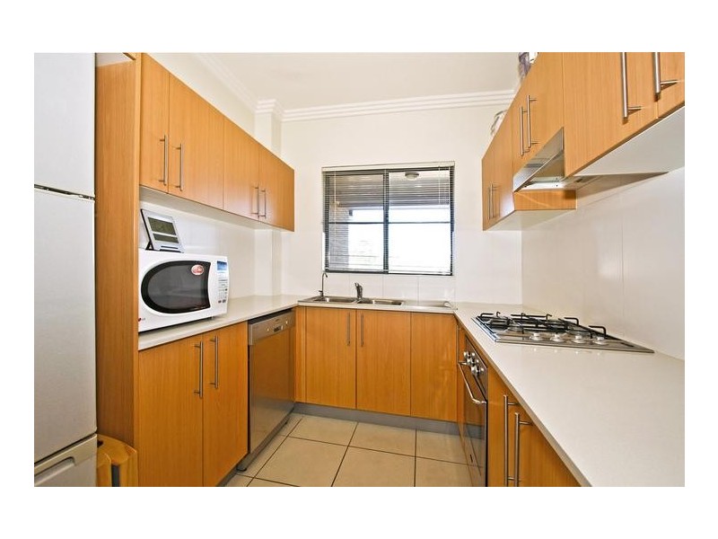 37/18 Gray Street, Sutherland NSW 2232