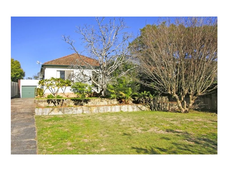 22 Wollun Street, Como NSW 2226