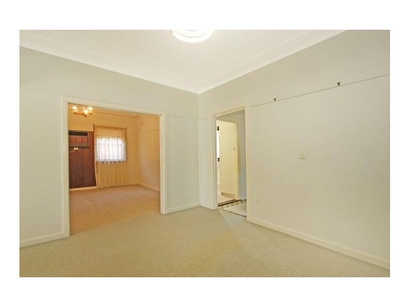 22 Wollun Street, Como NSW 2226