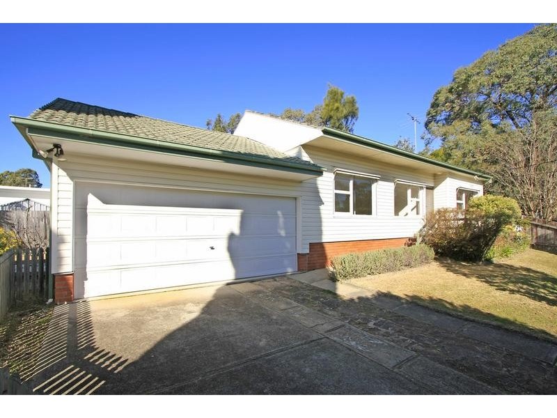 10 Dianthus Place, Jannali NSW 2226