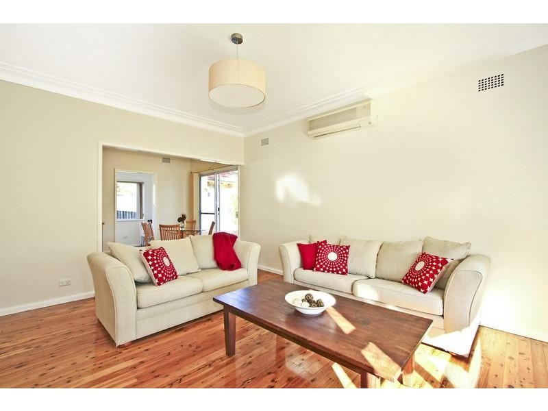 10 Dianthus Place, Jannali NSW 2226