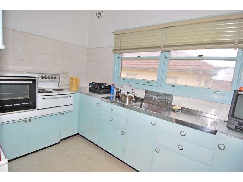 159 Waratah St, Sutherland NSW 2232