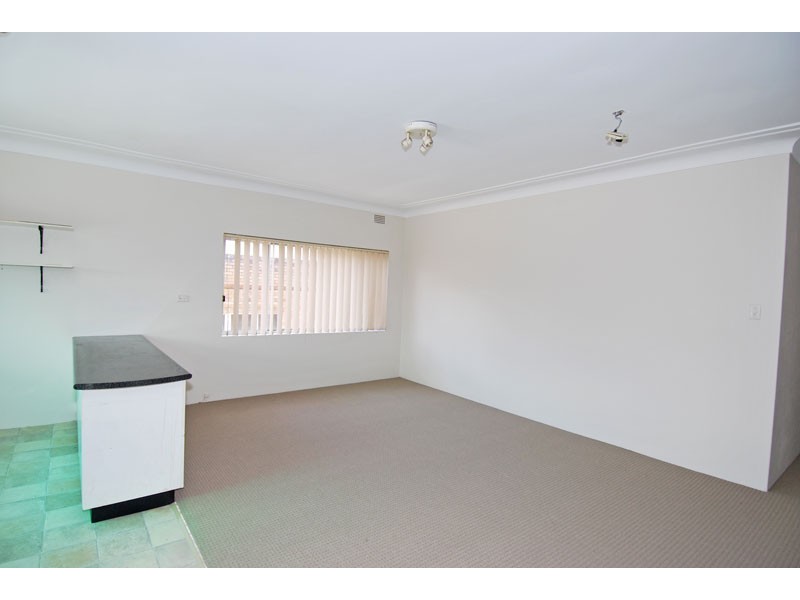 2/557-559 Box Road, Jannali NSW 2226