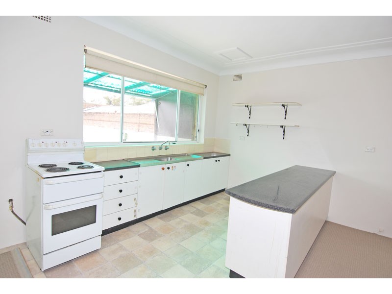 2/557-559 Box Road, Jannali NSW 2226