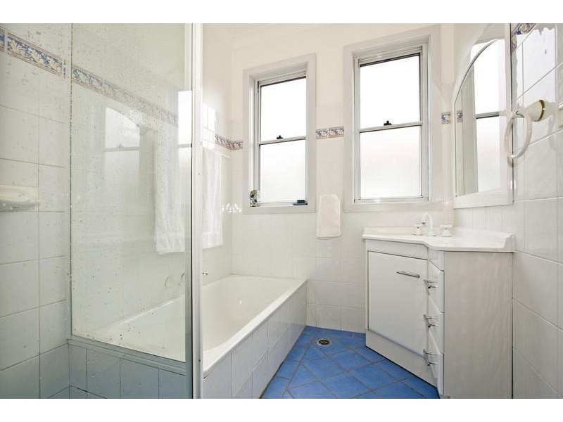 118 Wolger Street, Como NSW 2226