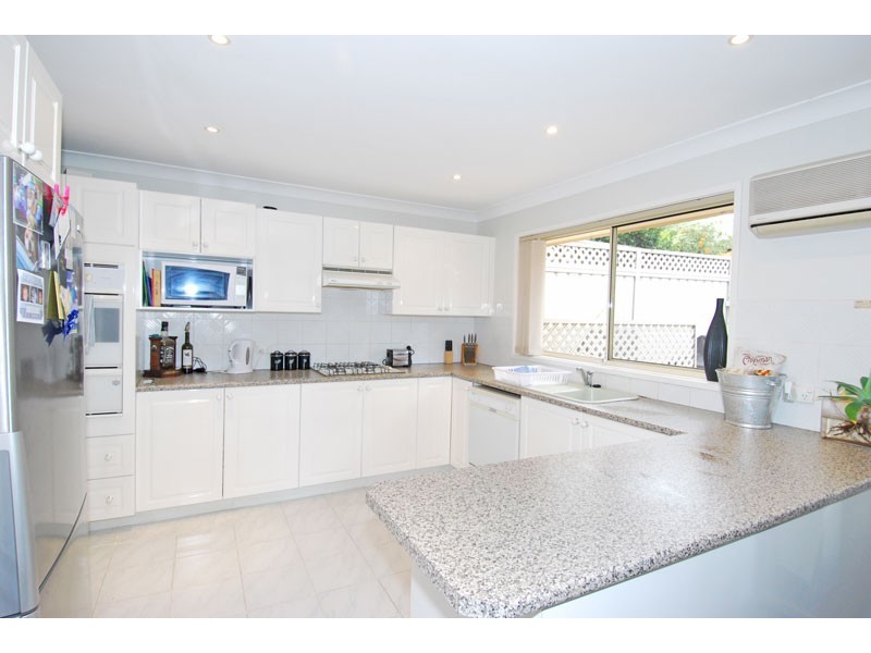 2/269 Taren Point Road, Caringbah NSW 2229
