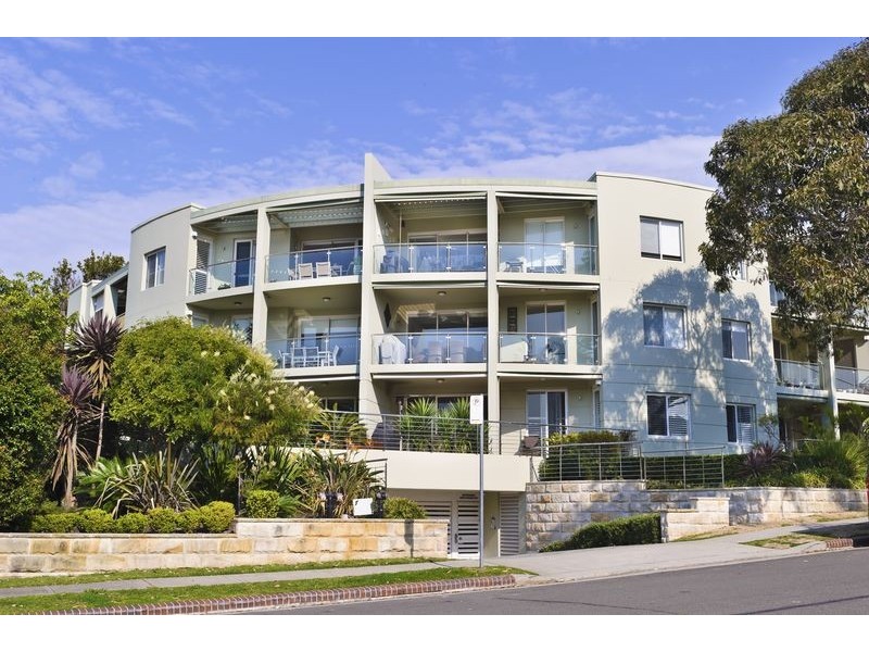 11/4-8 Mentone Avenue, Cronulla NSW 2230