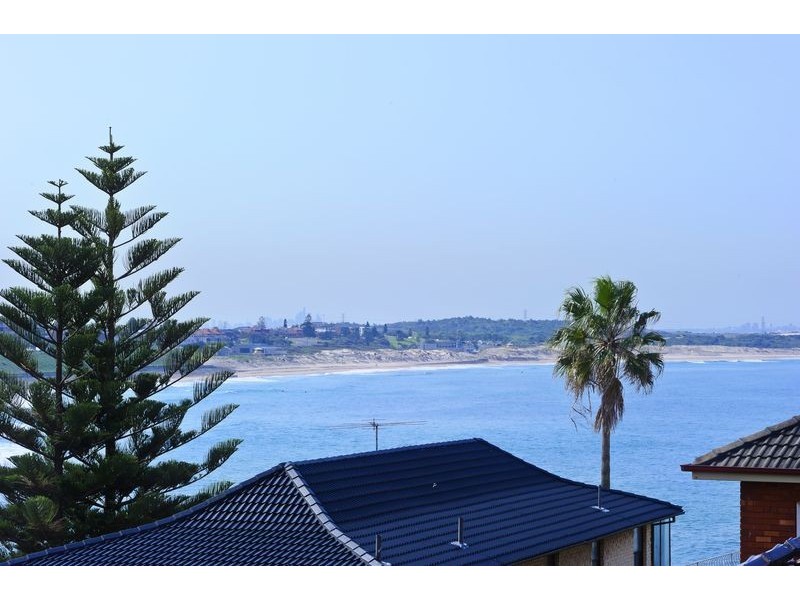 11/4-8 Mentone Avenue, Cronulla NSW 2230