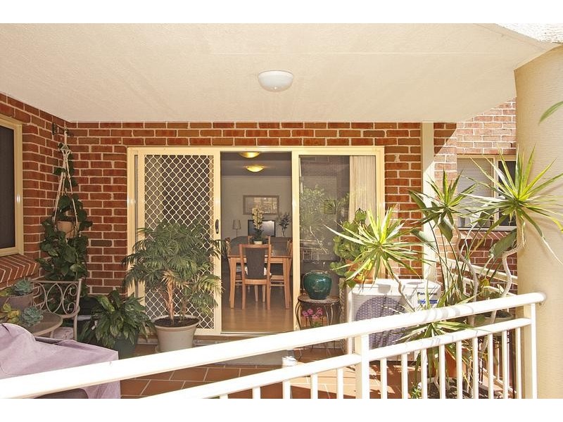 2/514 President Avenue, Sutherland NSW 2232