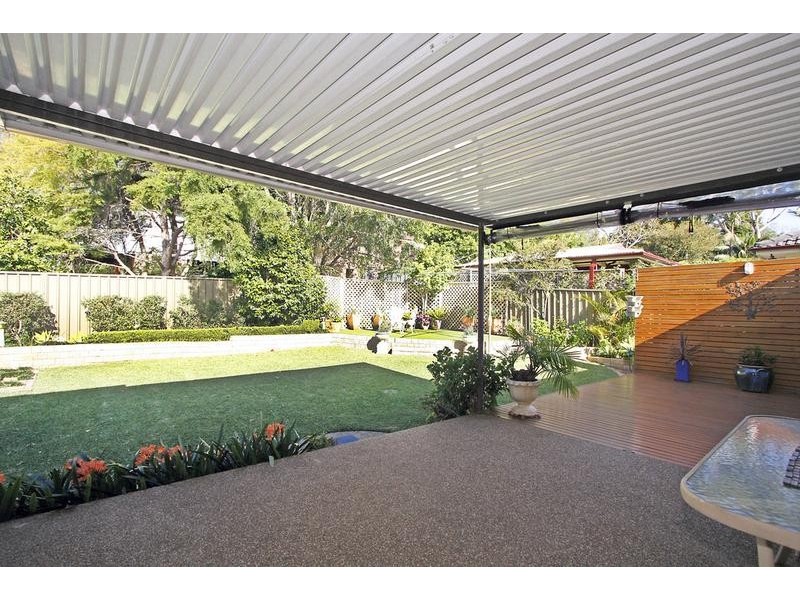 38 Oak Rd, Kirrawee NSW 2232