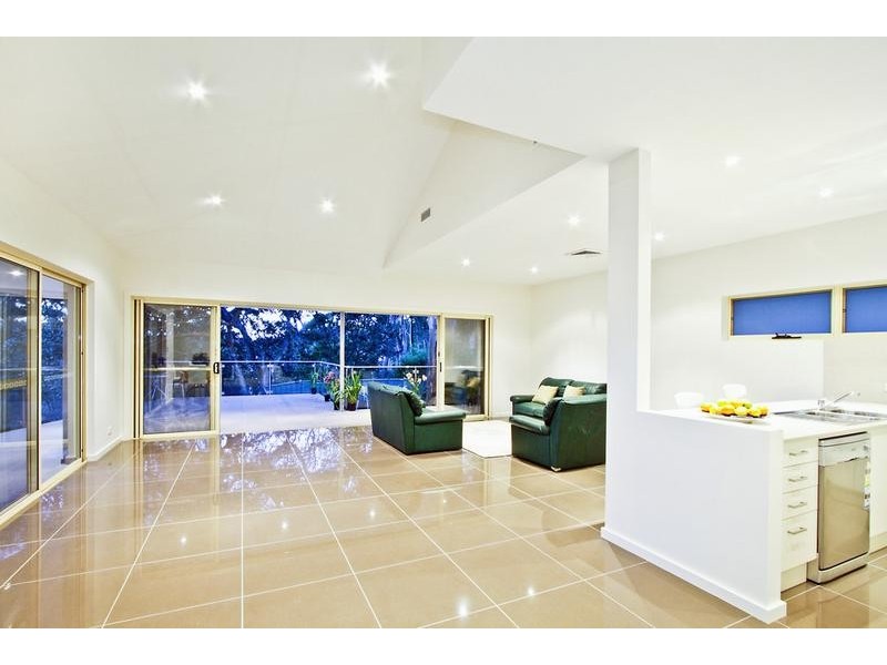 99 Woronora Crescent, Como NSW 2226