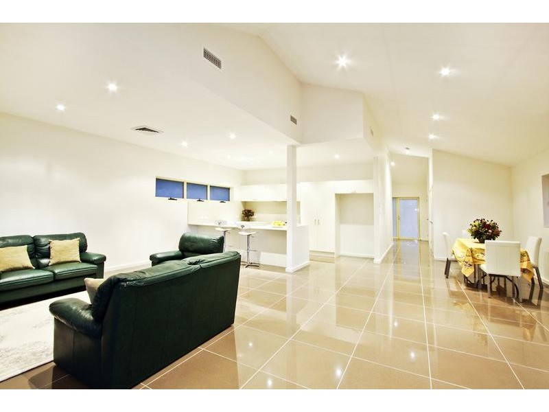 99 Woronora Crescent, Como NSW 2226