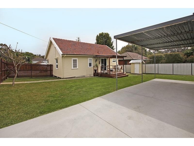 48a Linden Street, Sutherland NSW 2232